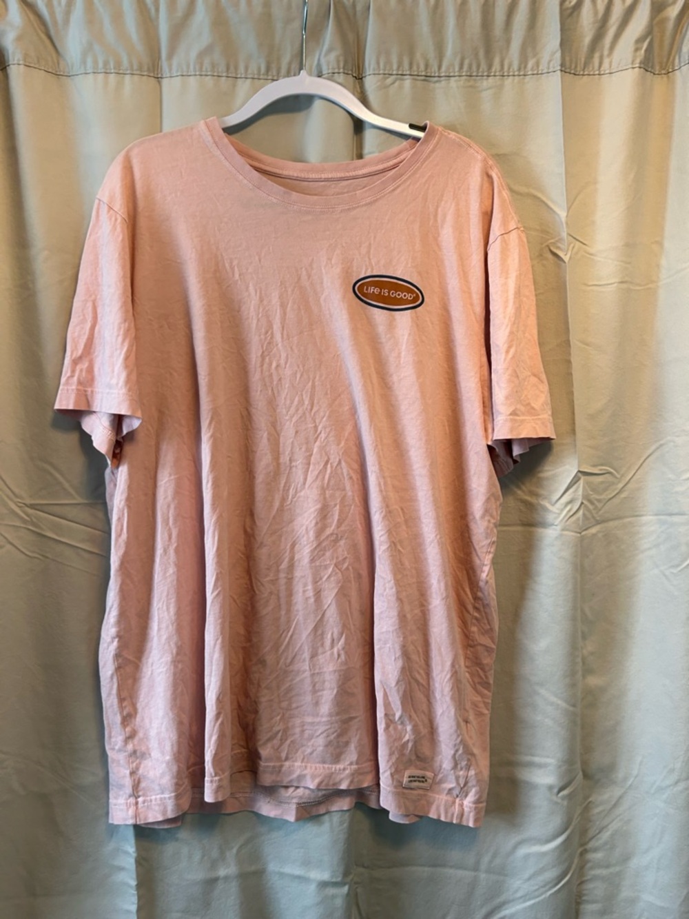 Life Is Good Men’s Short Sleeve T-Shirt - Dusty Rose with Navy Graphic - Picture 2 of 3